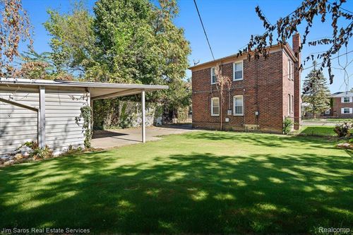 2962 Ewald Cir, Detroit, MI, 48238-2553 | Card Image