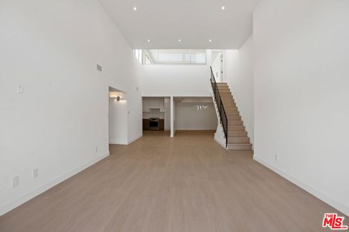 301-10630 Wilkins Avenue, West Los Angeles, CA, 90024 | Card Image