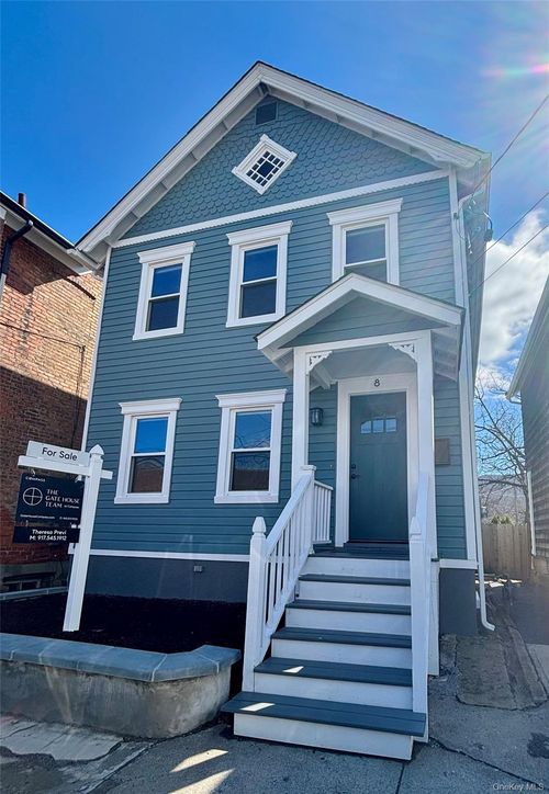 8 S Cedar St, Beacon, NY, 12508-3010 | Card Image