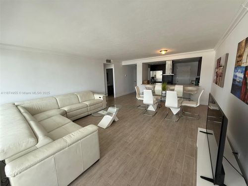 apt-505-3111 Ocean Dr, Hollywood, FL, 33019-3711 | Card Image