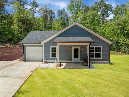 324 Sweetbriar Trl, Westminster, SC, 29693-5624 | Card Image