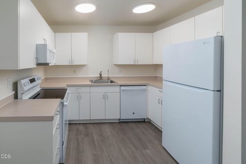 apt-23-1031 Se 4th St, Bend, OR, 97702-3452 | Card Image