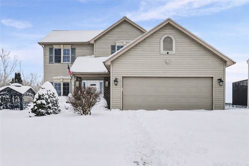 9 Lianne Dr, Greece, NY, 14626-5337 | Card Image