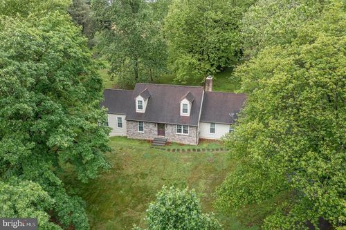 56 Pine Dr, KIRKWOOD, PA, 17536-9535 | Card Image