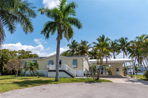 23 Holland Dr, PUNTA GORDA, FL, 33950-7335 | Card Image