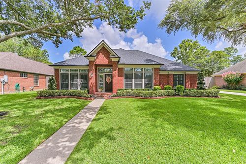 1210 Buttonwood Dr, Friendswood, TX, 77546-5267 | Card Image