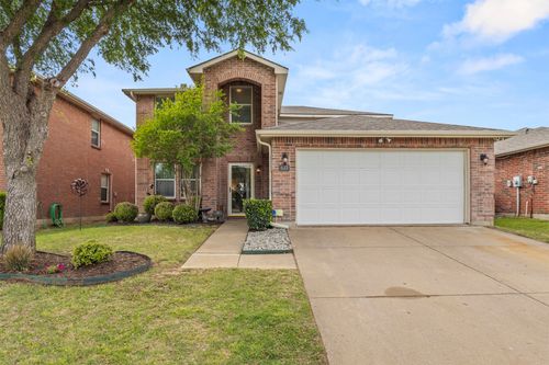 633 Almandora Dr, Arlington, TX, 76002-4503 | Card Image