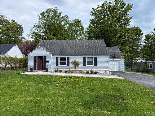 52 Beechwood Rd, New Hartford, NY, 13413-2717 | Card Image