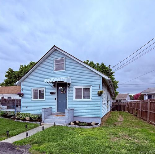 42 Peck St, West Haverstraw, NY, 10993-1212 | Card Image