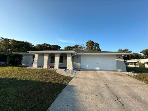 7620 Cherrytree Ln, NEW PORT RICHEY, FL, 34653-2104 | Card Image