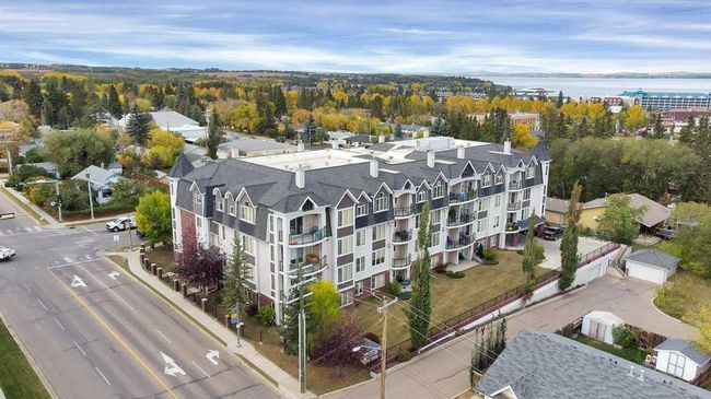 304 - 4707 50 Street, Condo with 2 bedrooms, 2 bathrooms and 2 parking in Sylvan Lake AB | Image 27