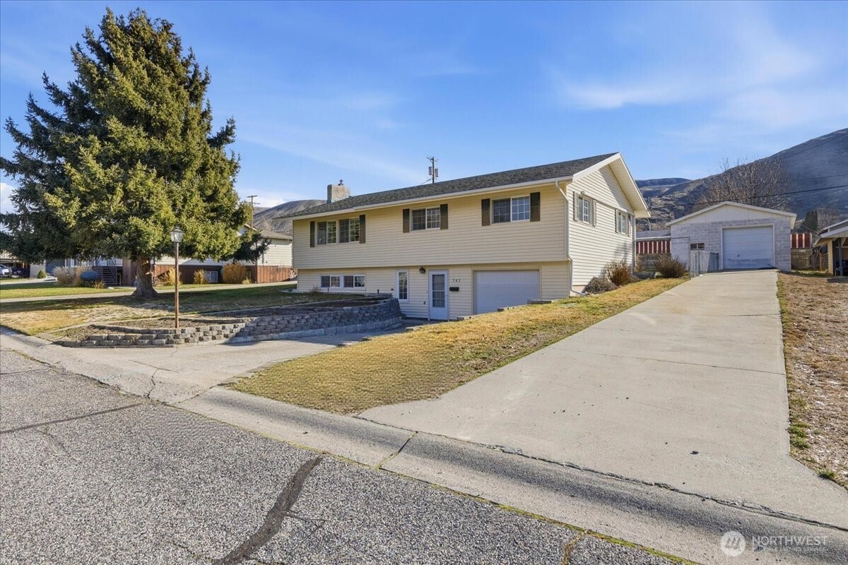 Residential in Coulee Dam