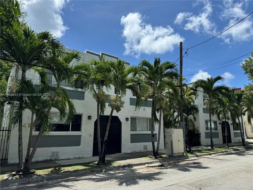apt-2-103 Nw 6th Ave, Miami, FL, 33128-1556 | Card Image