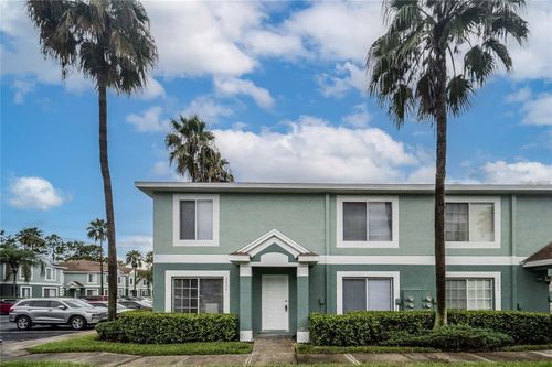 2032 Fluorshire Dr, BRANDON, FL, 33511-1311 | Card Image