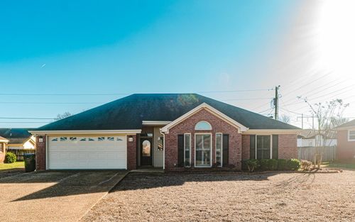 202 E Pershing Ave, Muscle Shoals, AL, 35661-3773 | Card Image