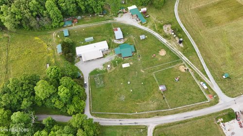 204 Honey Creek Loop Rd, Allardt, TN, 38504-5060 | Card Image