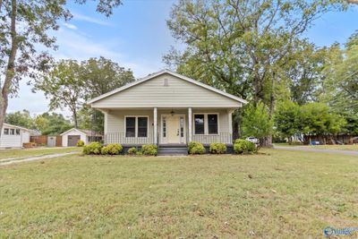 1023 Oshaughnessy Avenue Ne, House other with 3 bedrooms, 1 bathrooms and null parking in Huntsville AL | Image 3