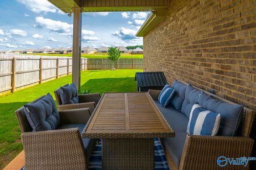 144 Creek Ridge Dr, Meridianville, AL, 35759-1670 | Card Image