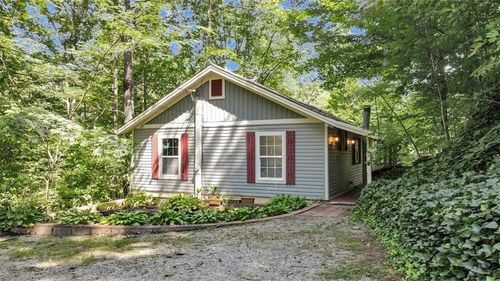 126 Silver Fox Dr, Dawsonville, GA, 30534-6408 | Card Image