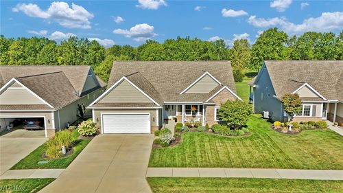 34810 N Legends Way, Grafton, OH, 44044-9334 | Card Image