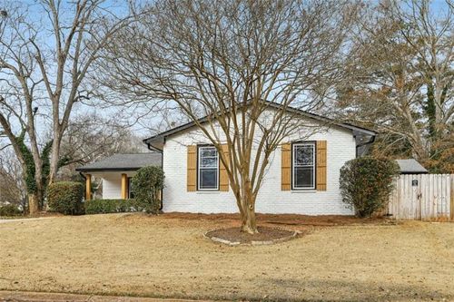 538 Stanton Woods Dr Se, Conyers, GA, 30094-2695 | Card Image