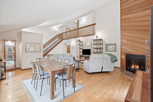 6214 Knollwood Drive, Oregon, WI, 53575 | Card Image