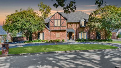2202 Woodlands Dr, Tyler, TX, 75703-5880 | Card Image