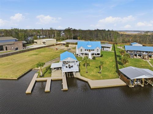 1515 S Perkins Ferry Rd, Lake Charles, LA, 70611-5414 | Card Image