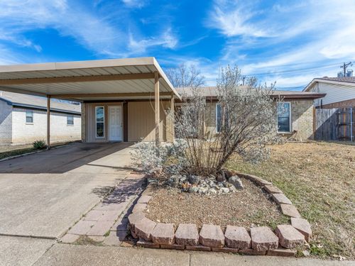 6924 Richardson Dr, Watauga, TX, 76148-2342 | Card Image