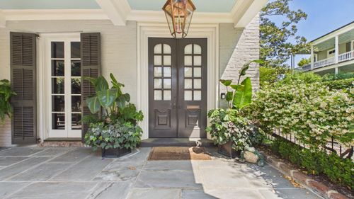 22 Lamboll St, Charleston, SC, 29401-2315 | Card Image