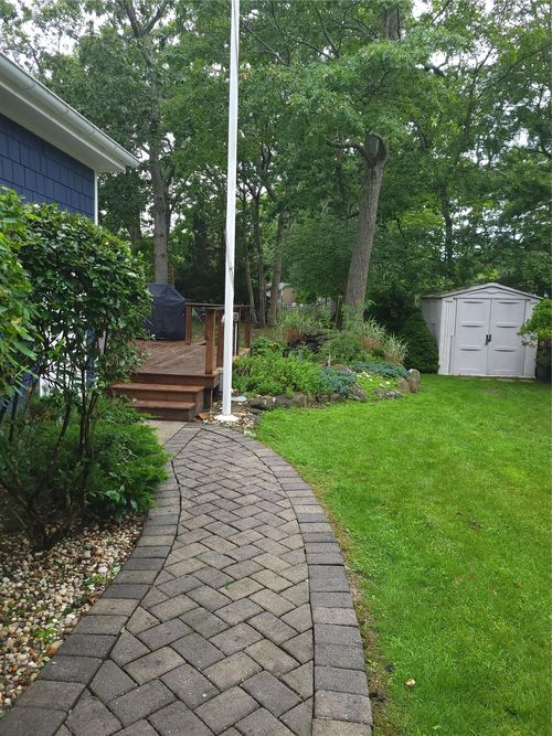 67 Wakeman Rd, Hampton Bays, NY, 11946-2663 | Card Image