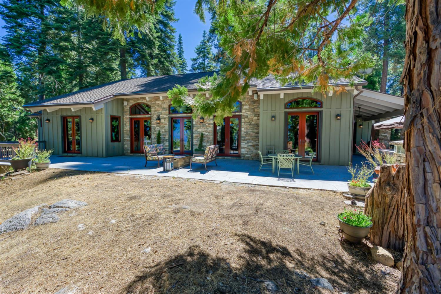 Residential in Shaver Lake 5