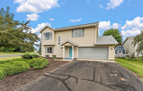 1300 Brookhaven Dr, Hammond, WI, 54015-9684 | Card Image