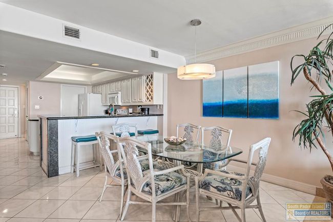 APT-402 - 3000 Gulf Blvd, Condo with 2 bedrooms, 2 bathrooms and null parking in South Padre Island TX | Image 16