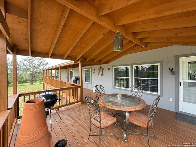227 River Bluff Dr, House other with 5 bedrooms, 3 bathrooms and null parking in Lytle TX | Image 34