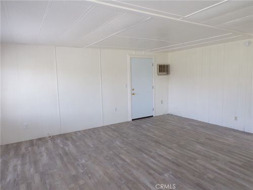 spc-75-12710 3rd St, Yucaipa, CA, 92399-4506 | Card Image