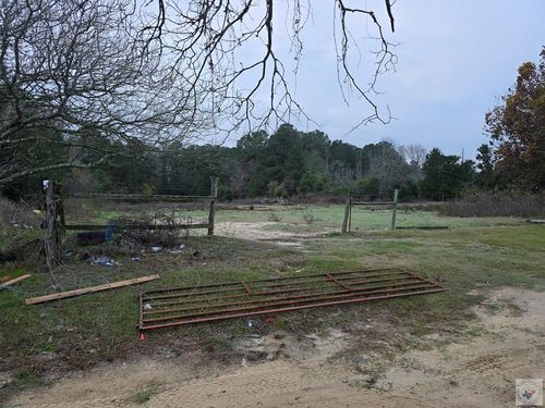 533 Fm 2149 E, New Boston, TX, 75570-7130 | Card Image