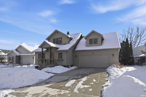 10510 Walnut St, Leo, IN, 46765-9331 | Card Image