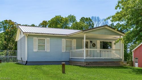7370 Adamsville Rd, Adamsville, OH, 43802-9742 | Card Image