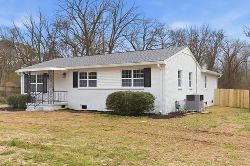 1806 Fern Dr, Murfreesboro, TN, 37130-5923 | Card Image