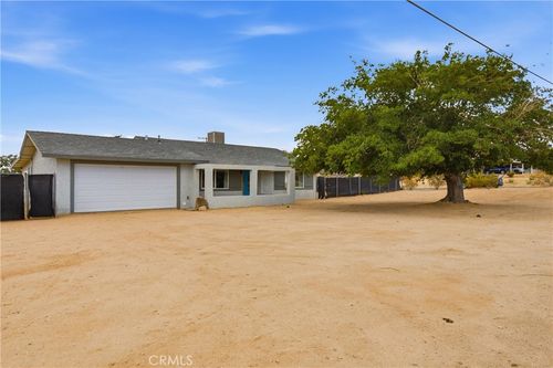 7399 Palomar Ave, Yucca Valley, CA, 92284-5978 | Card Image