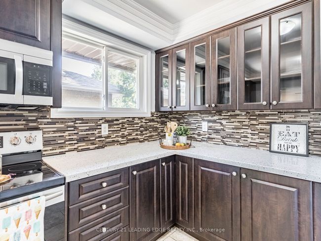 7 Coniston Ave, House other with 5 bedrooms, 3 bathrooms and 6 parking in Brampton ON | Image 11