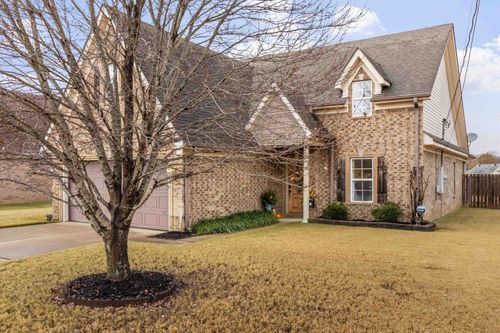 64 Switchgrass Cv, Munford, TN, 38058-9609 | Card Image