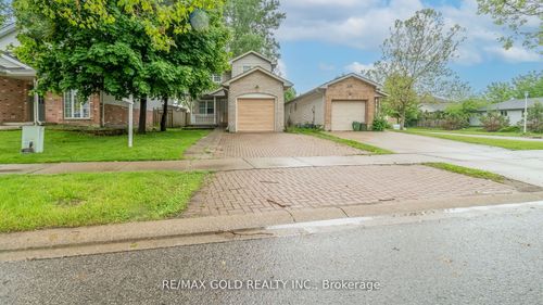 222 Fleming Dr, London, ON, N5V4Y9 | Card Image
