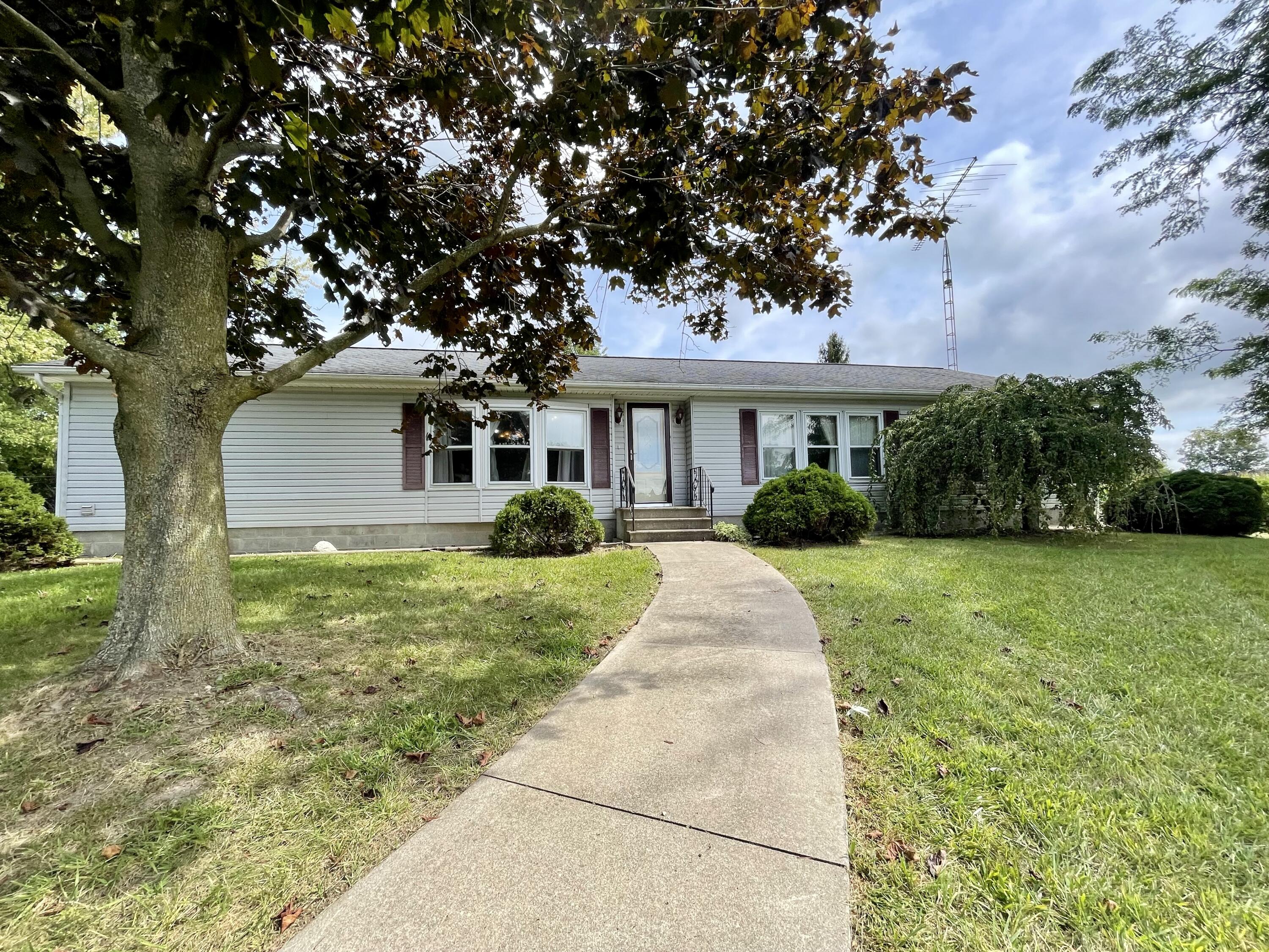 Hillsdale Rd, Hillsdale, MI 49242