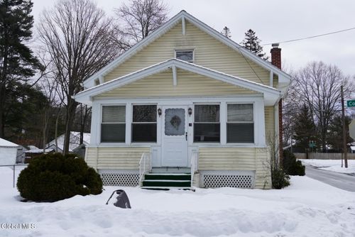 35 Cole Ave, Albany, NY, 12205-4132 | Card Image