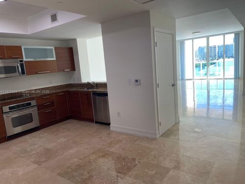 apt-817-3330 Ne 190th St, Aventura, FL, 33180-2759 | Card Image
