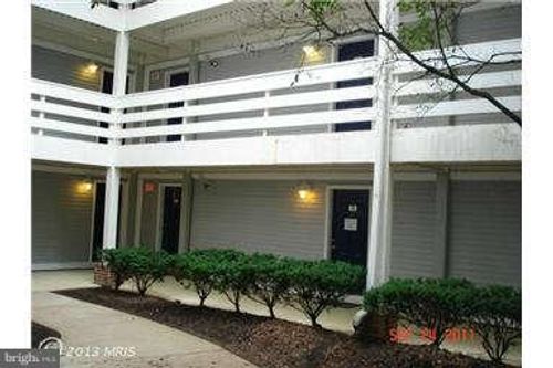 109-10300 Appalachian Cir, OAKTON, VA, 22124-2745 | Card Image