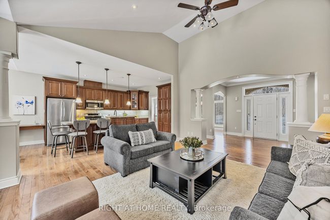 1205 Seadon Rd, House other with 4 bedrooms, 4 bathrooms and 10 parking in Springwater ON | Image 8