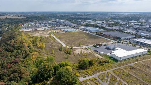 BLOCK 6 Hesh Cres, Kitchener, ON, N2B0A3 | Card Image